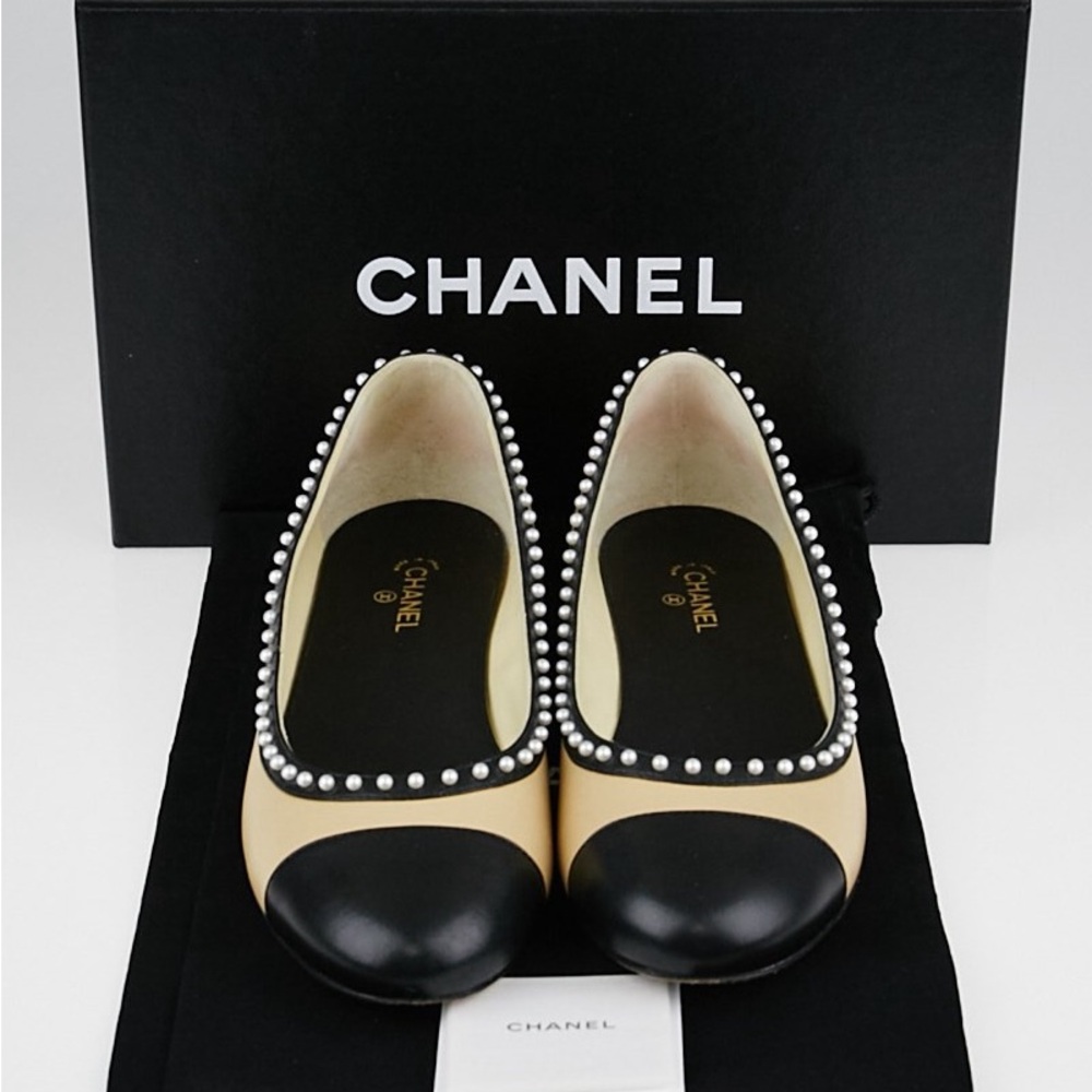 Chanel Beige/Black Ballet Pearl Trim Flats SZ 38